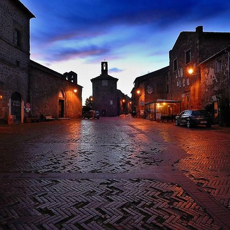 Cittadella 13 Romantic House Pitigliano Buitenkant foto