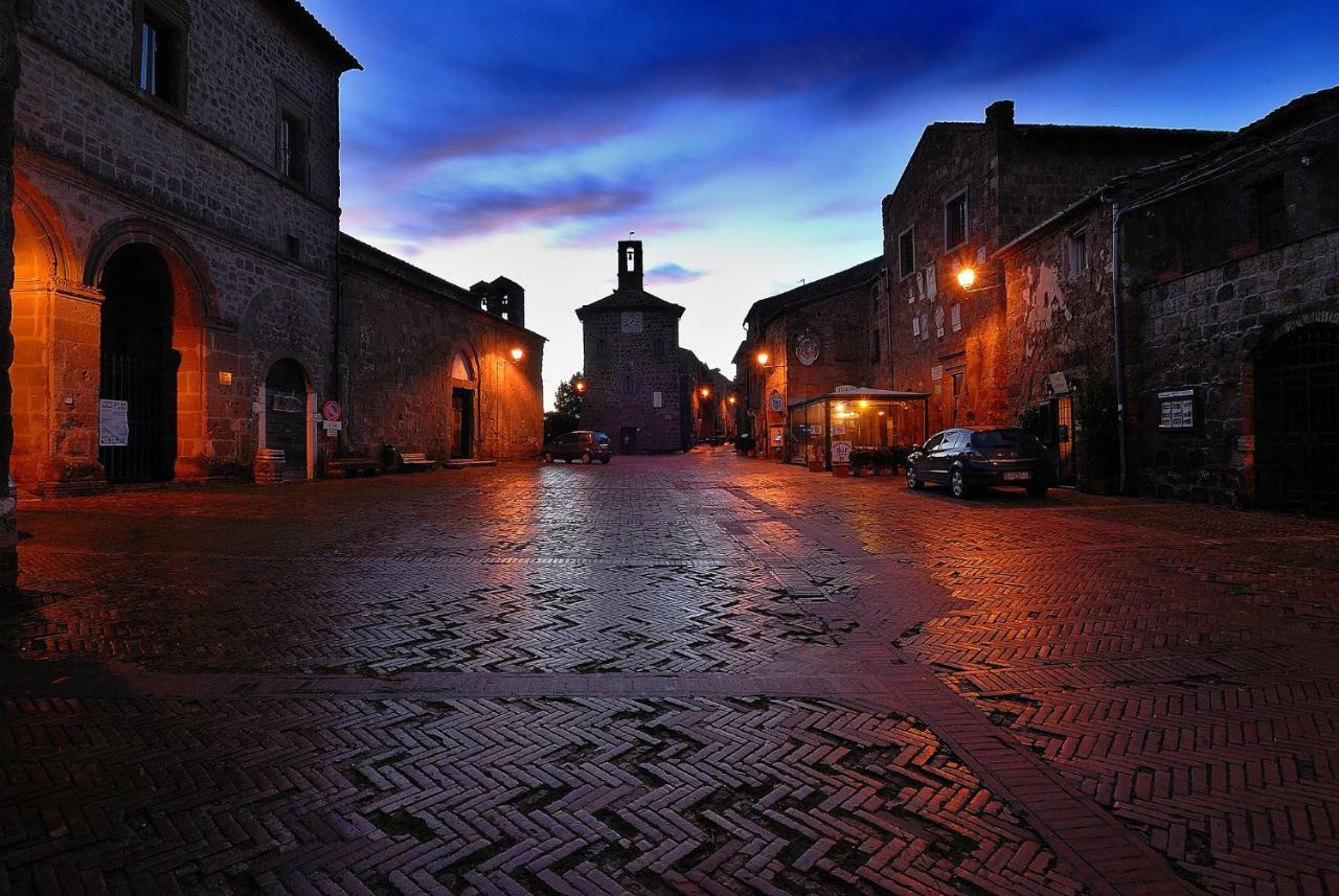 Cittadella 13 Romantic House Pitigliano Buitenkant foto